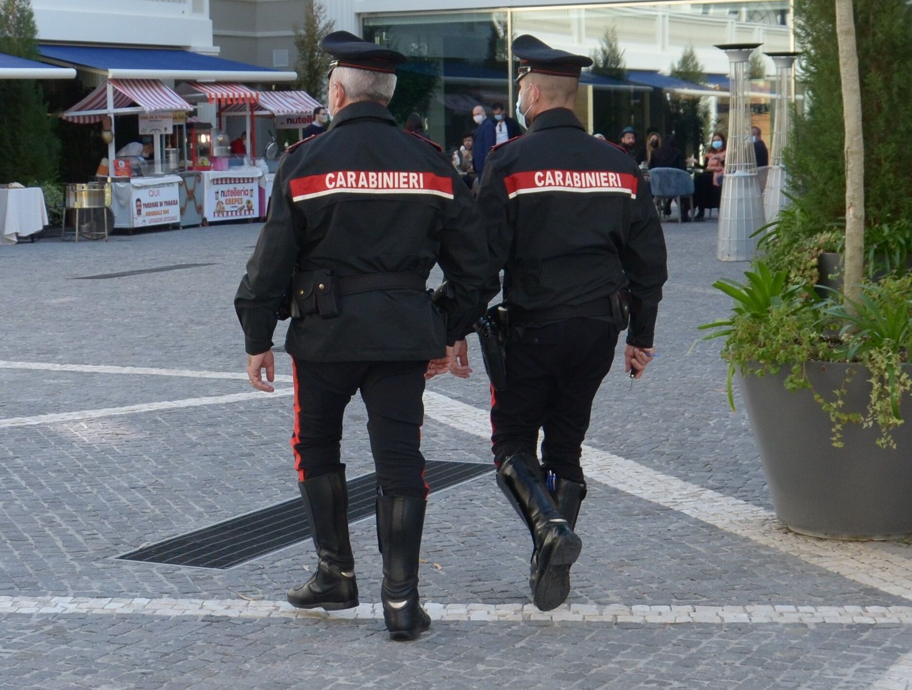 San Sperate, 18enne in arresto per spaccio di marijuana: la droga nascosta nelle tasche dei jeans e negli slip