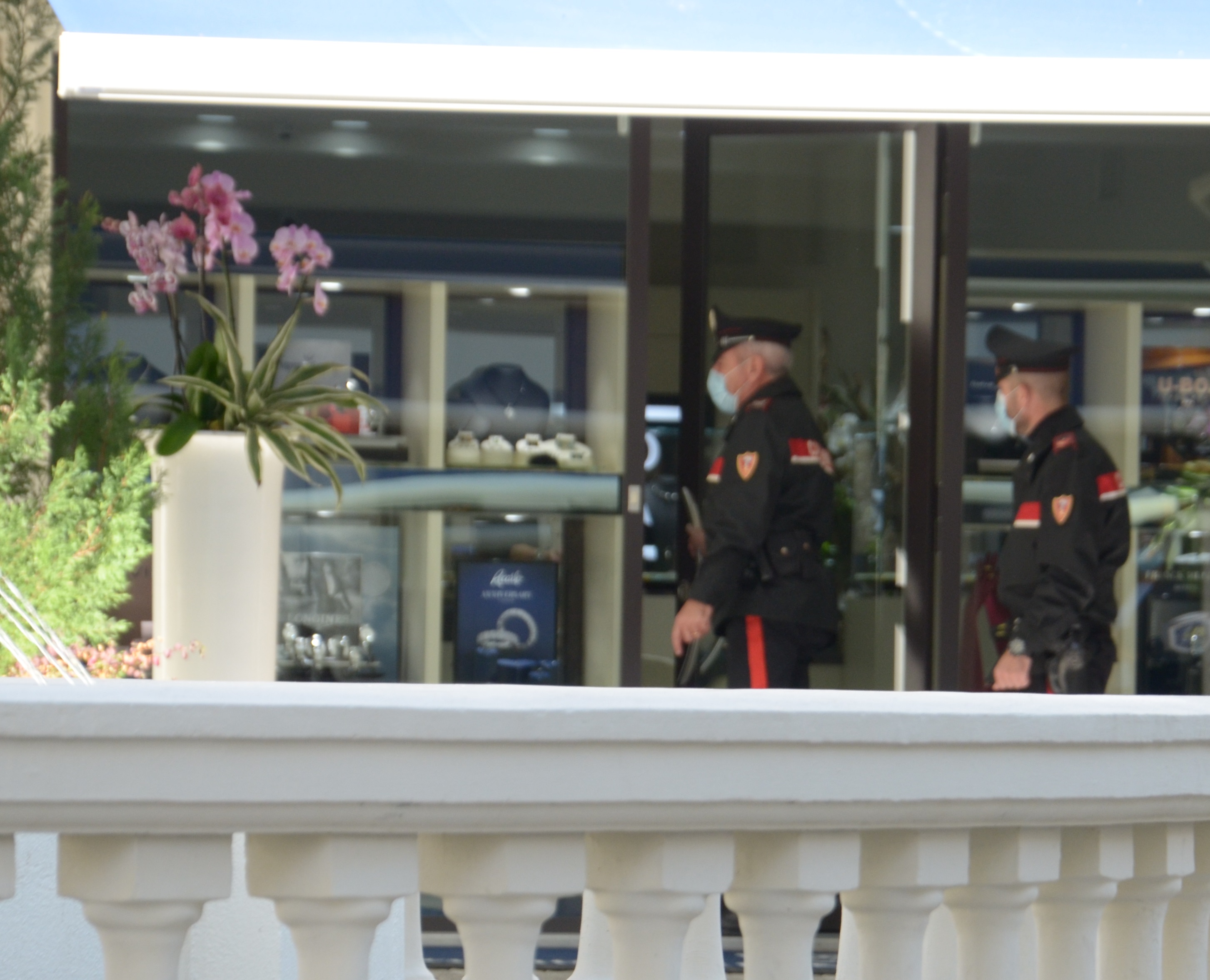 Teulada, denunciati tre pescatori e sanzionata una barista: non hanno rispettato la zona arancione