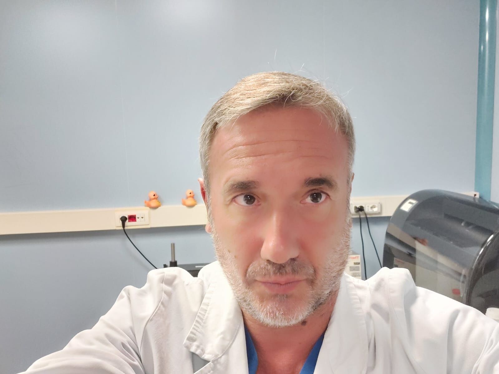 Varianti Covid, la scoperta del responsabile dell’ospedale di Nuoro: “Diverse mutazioni anche nei pazienti sardi”