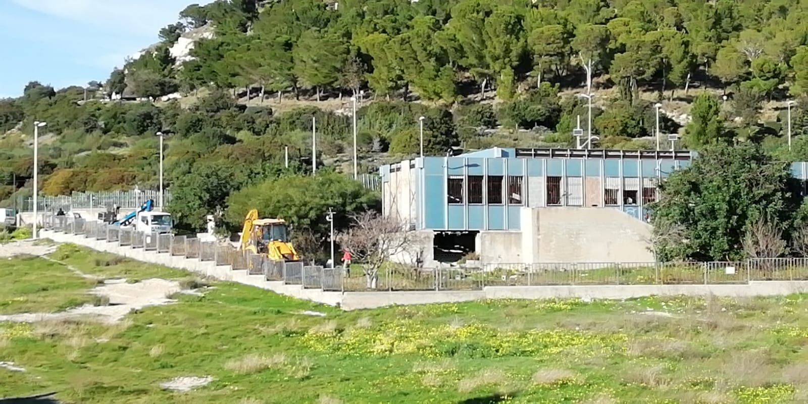 Cagliari, addio siringhe nel bunker di via Cinquini: via alle pulizie, lunedì le ruspe