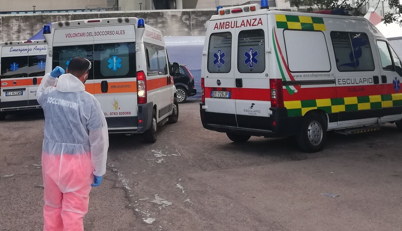 Lotta tra la vita e la morte al Brotzu Pier Giuseppe, rimasto incastrato con la testa in una pressa