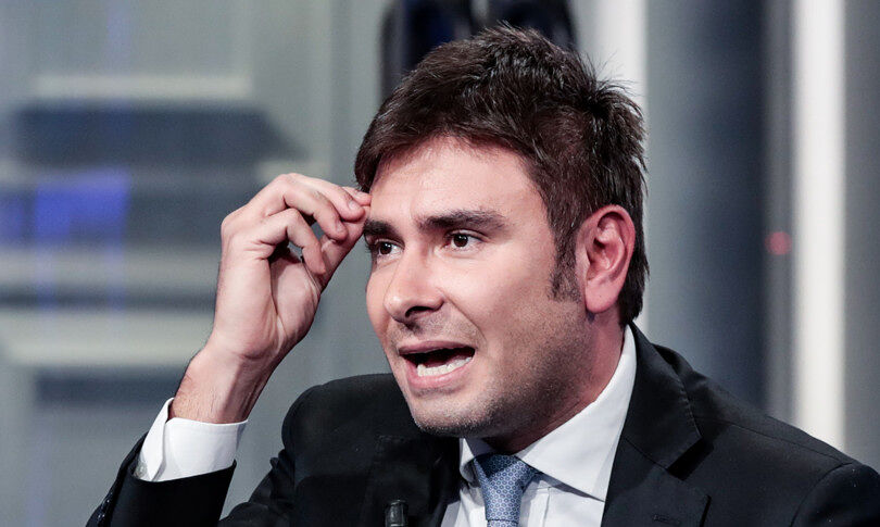 Di Battista lascia i 5 Stelle: “Non posso far altro che farmi da parte”