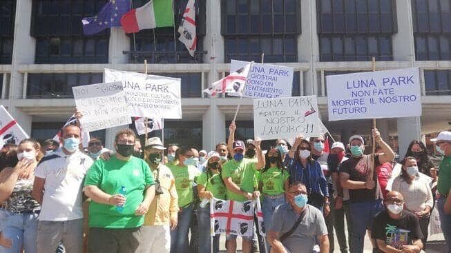 “Giostrai e ambulanti fermi da un anno in Sardegna, ecco il nostro game over dopo il virus”