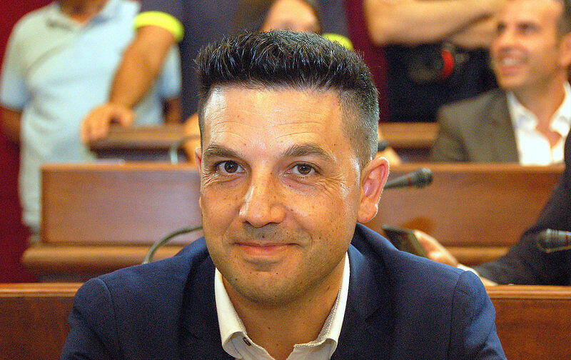 Polastri a Radio Casteddu: “Giù il covo dei tossicodipendenti in via Cinquini, presto un nuovo parco”