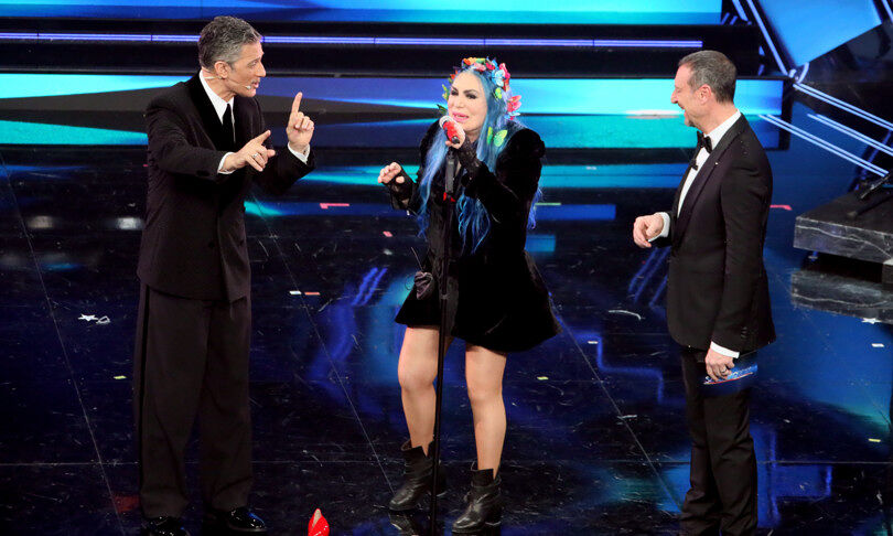 Flop Sanremo, gli ascolti del primo festival senza pubblico sono una delusione