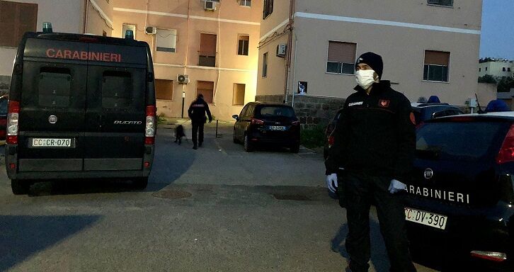 Carbonia, rapina a mano armata al centro Tim: arrestati i presunti autori