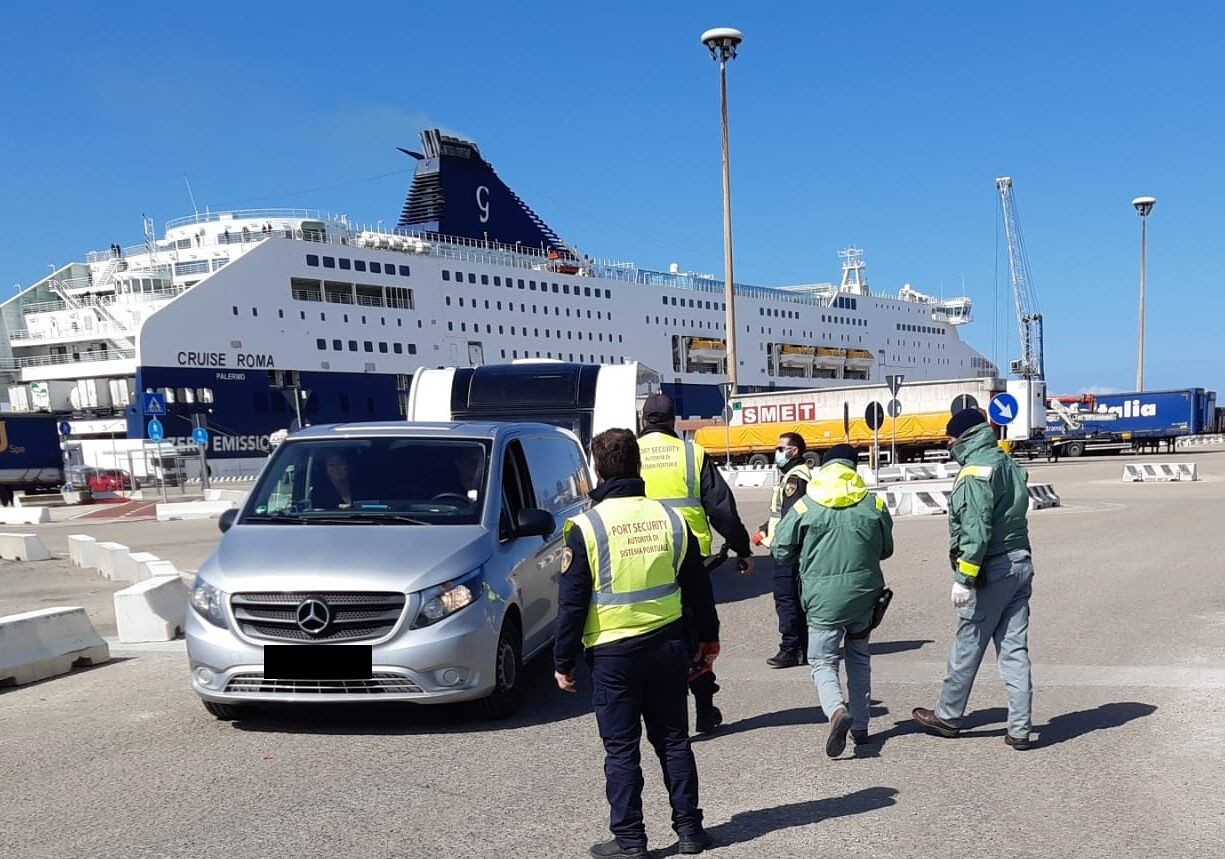 Sardegna, ripresi i controlli anti covid dei Forestali in porti e aeroporti: 6 sanzionati