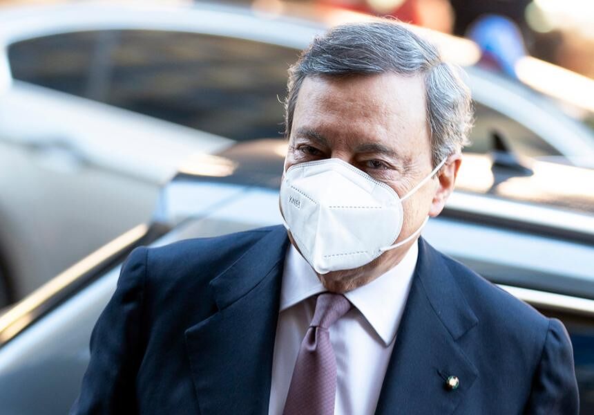 Covid, Draghi: “Ne usciremo con il vaccino, rispettate il vostro turno”