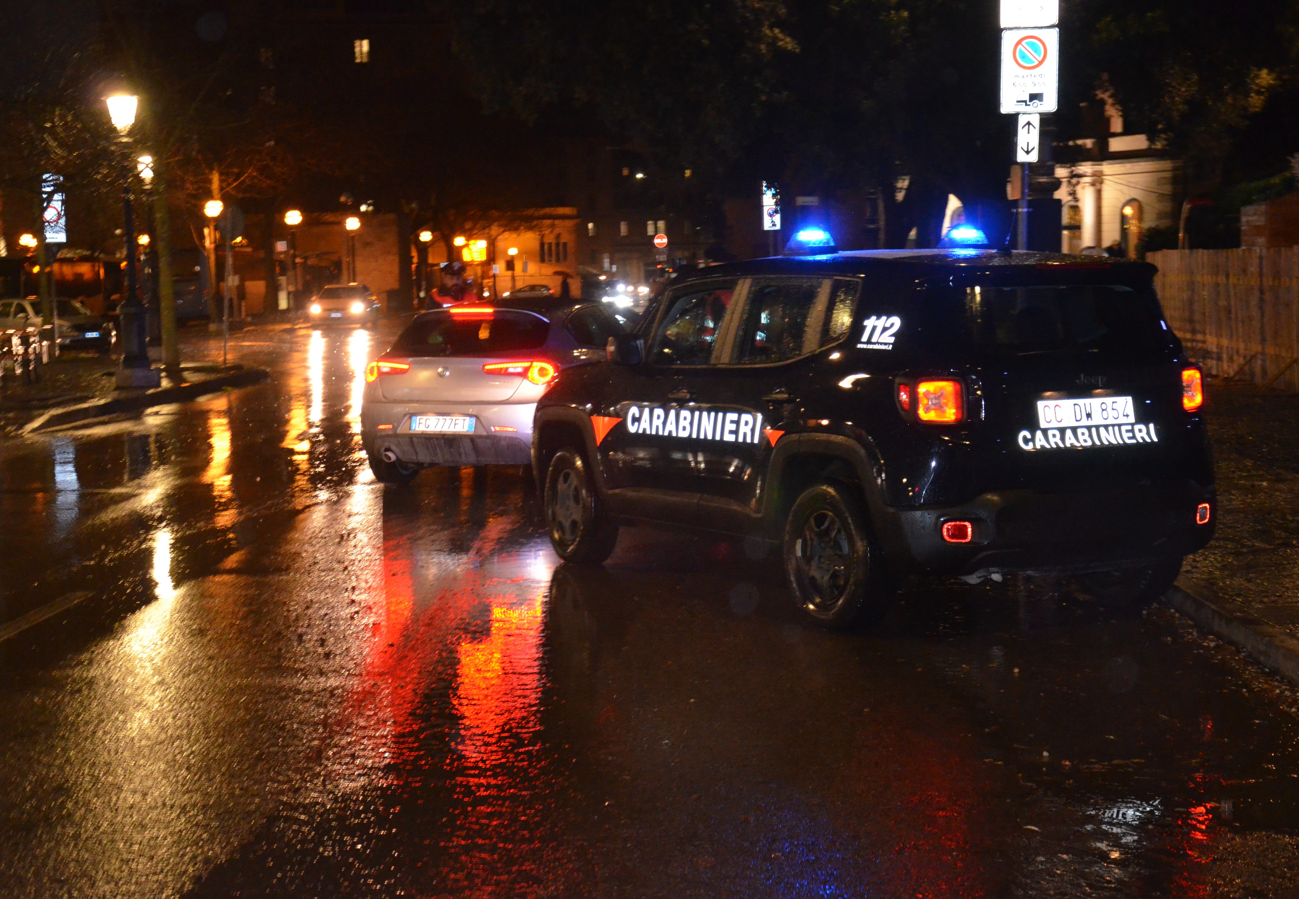 Quartu, ubriaco alla guida di una Porsche: patente ritirata a un 51enne di Guspini