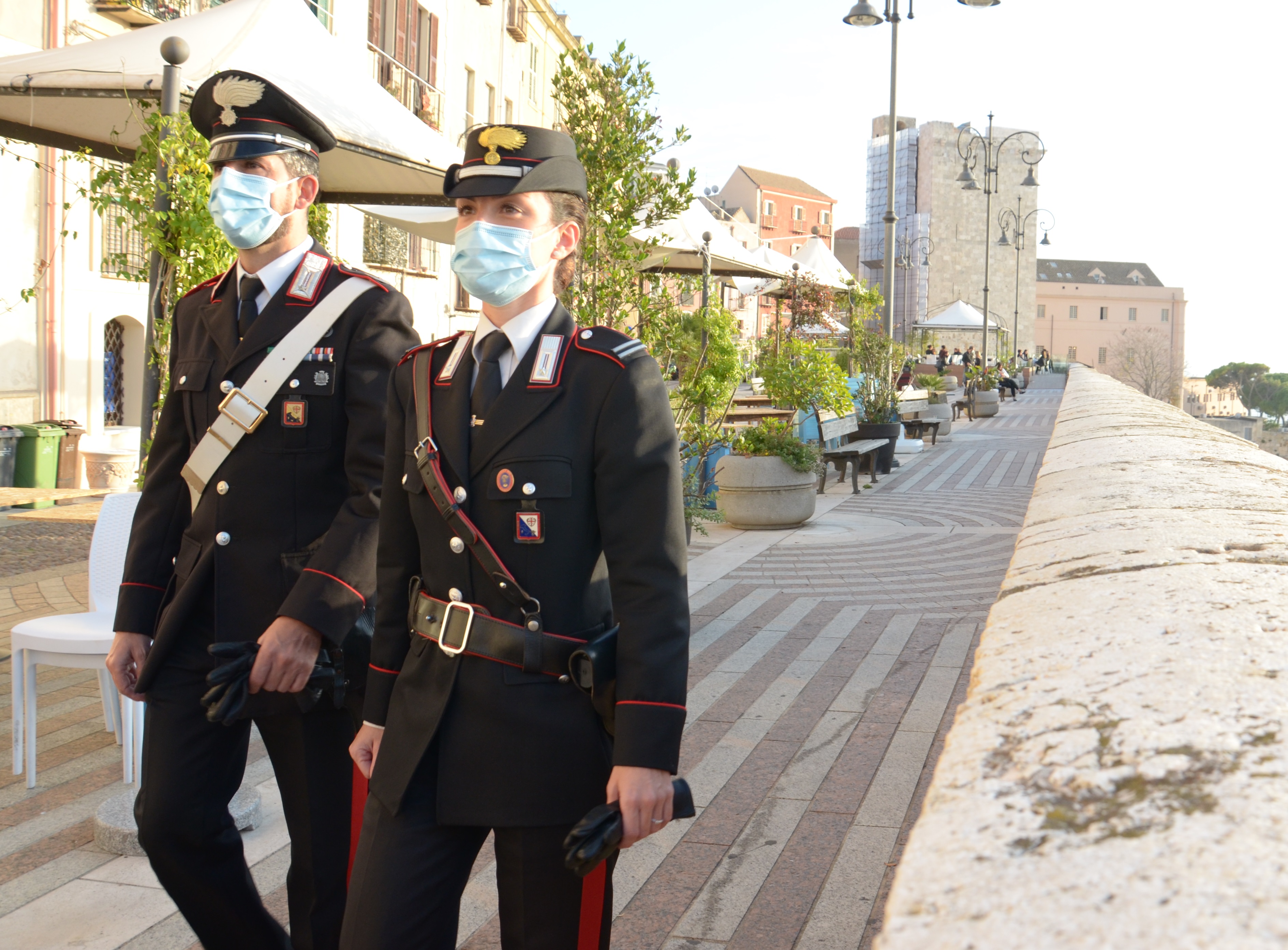 San Vito, trovato con un coltello proibito nella tasca del giubbotto: 51enne denunciato
