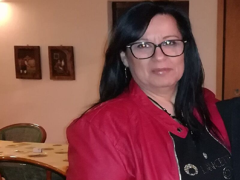 “Una mamma non può rivedere i propri figli, ma i turisti possono andare nelle seconde case”