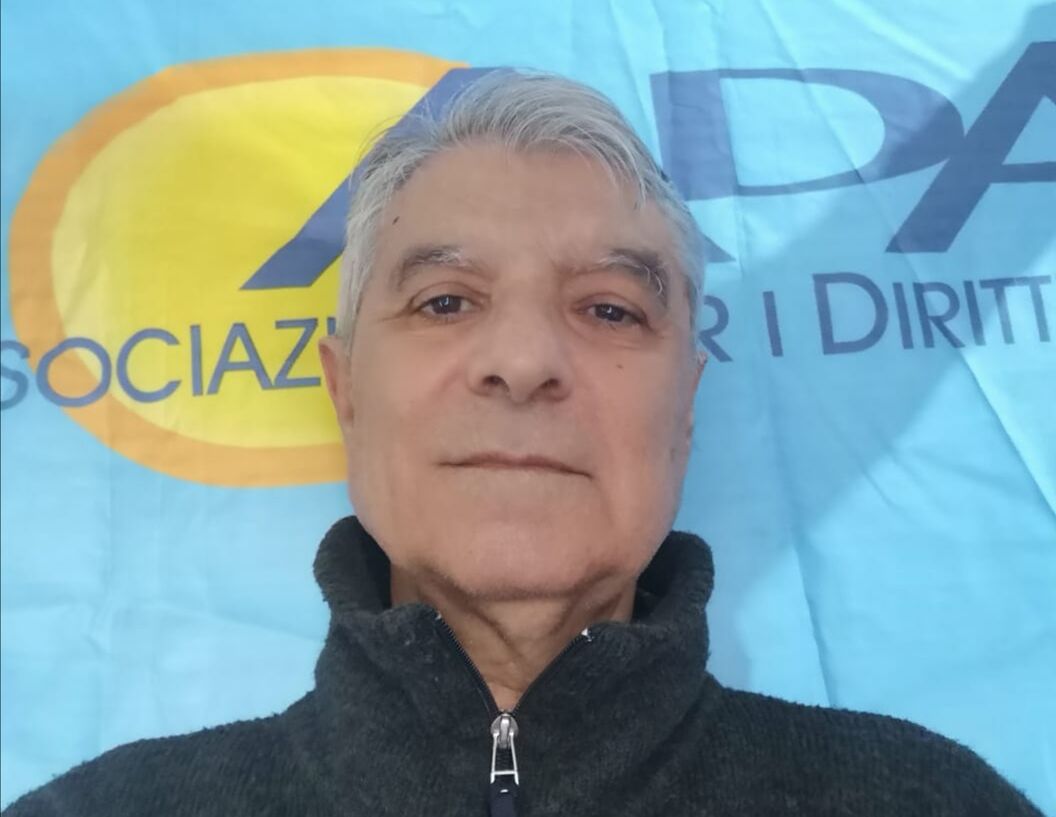 Gli anziani scendono in piazza a Cagliari: “Vogliamo i vaccini, fate riprendere le visite mediche”