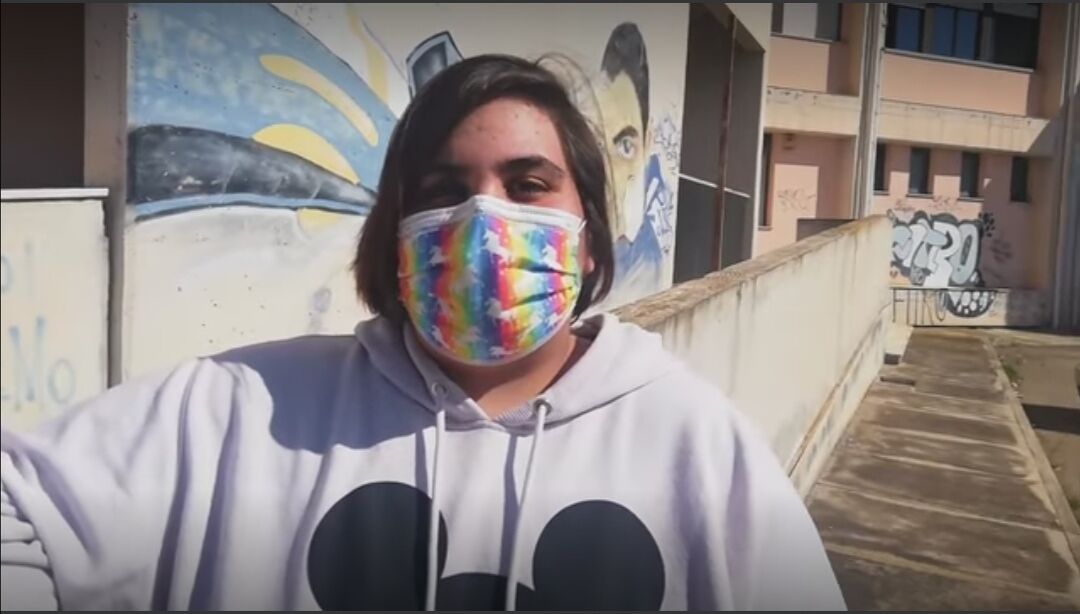 Sardegna, bullizzata per anni per quale chilo in più. Poi il riscatto: “Sono venuti a chiedermi scusa”