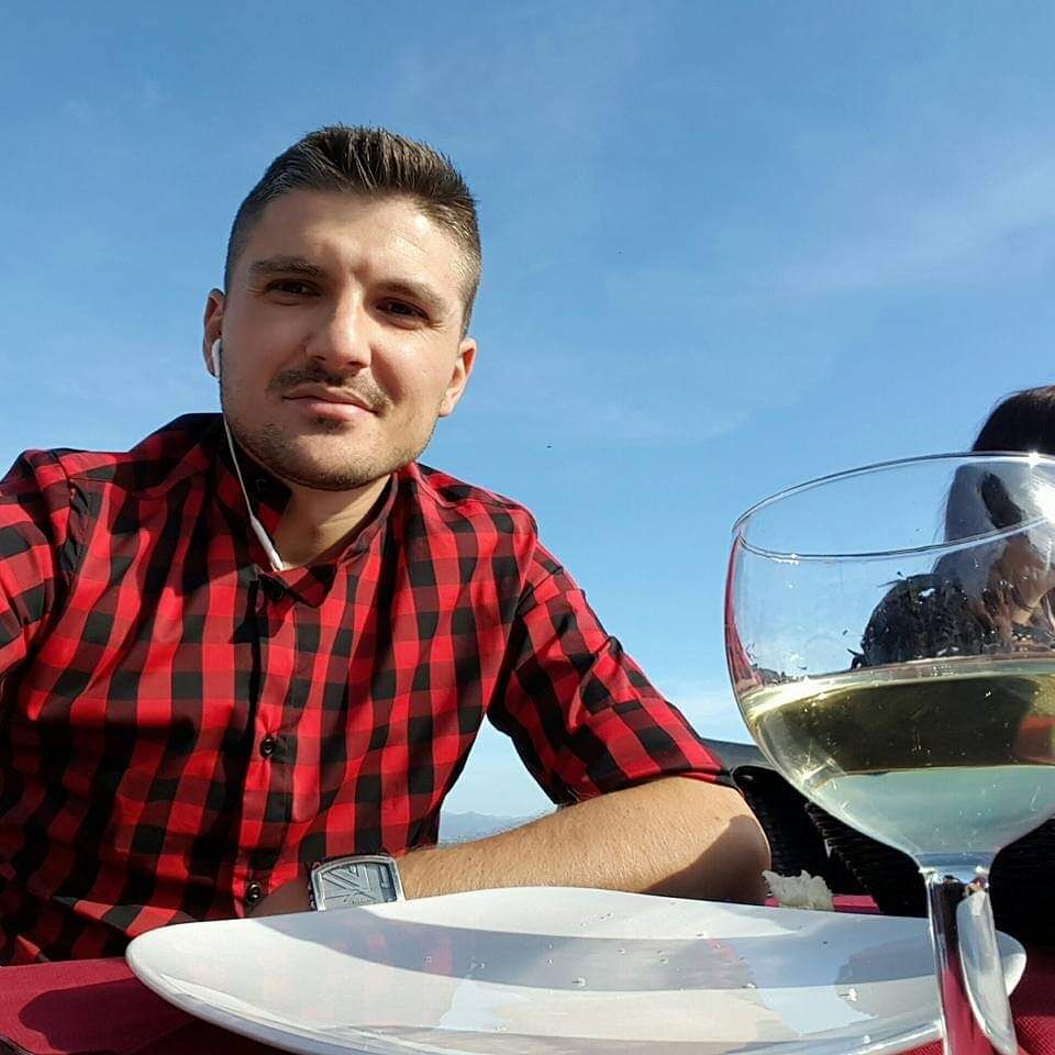 Agenzie di scommesse chiuse in Sardegna, appello a Radio Casteddu: “Fateci riaprire”