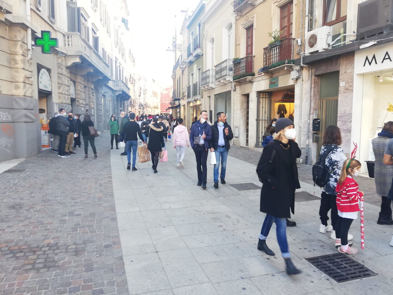 Ciao ciao zona bianca, ora è ufficiale: da lunedì Sardegna zona arancione