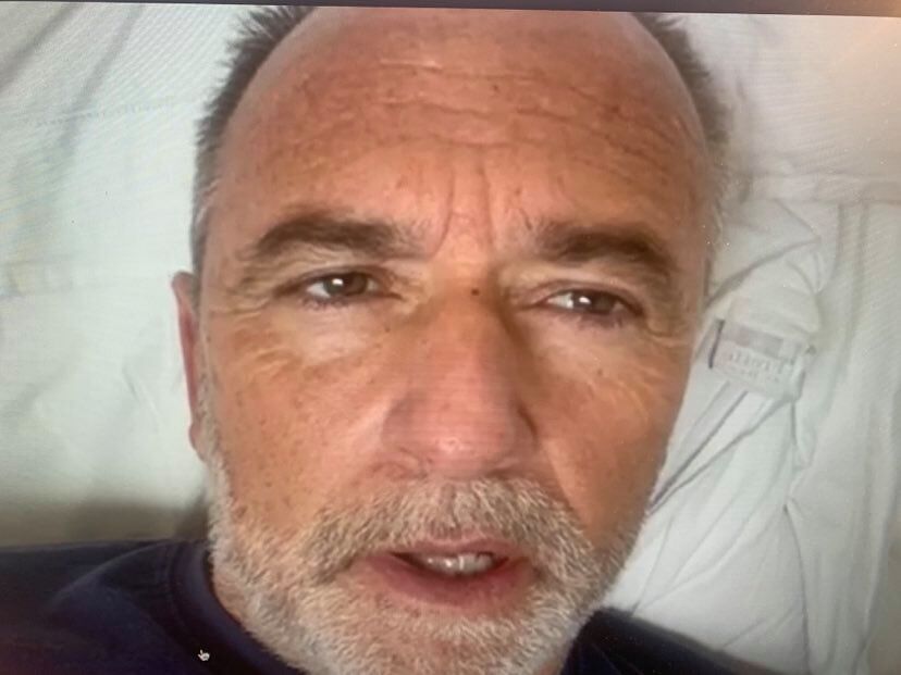 Cappellacci: “Ho preso anche io il Covid, state attenti: questo virus è infido, ho i sintomi della polmonite” (VIDEO)