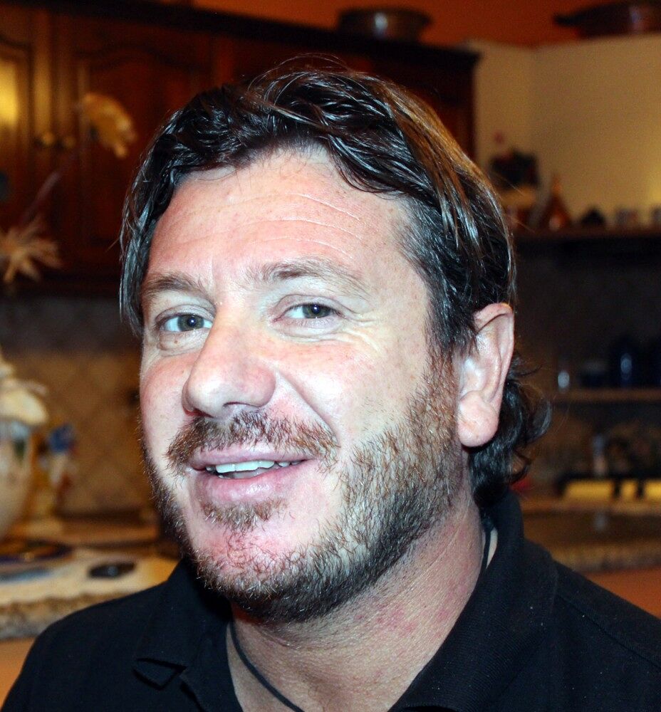 Addio a Fabio Donato Saccu, muore a 46 anni un geometra di origini sarde: aveva partecipato a “Uomini e Donne”