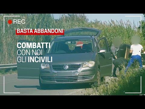 Si fermano per strada, aprono l’auto e buttano una vecchia poltrona: il comune di Cagliari pubblica il video