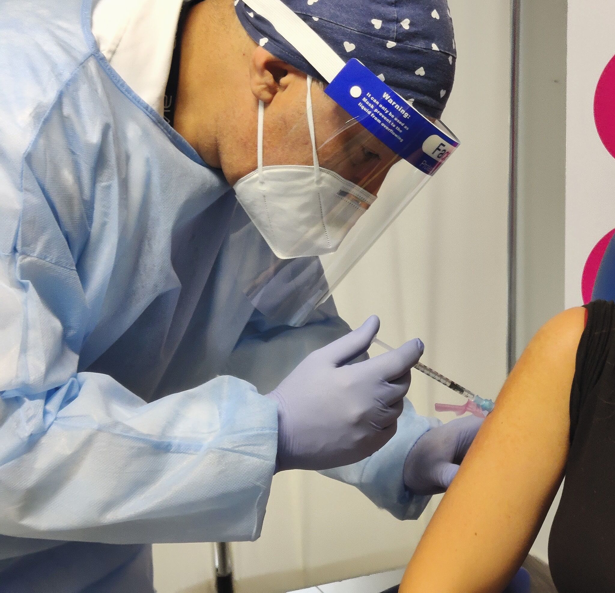 Sardegna, oggi 161 nuovi casi del virus e cinque morti: ricoveri in aumento ma il tasso di positività resta basso