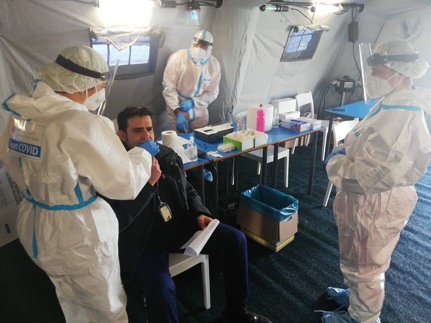 Virus, il Consiglio di Stato: “Sì ai tamponi obbligatori per chi sbarca in Sardegna” 