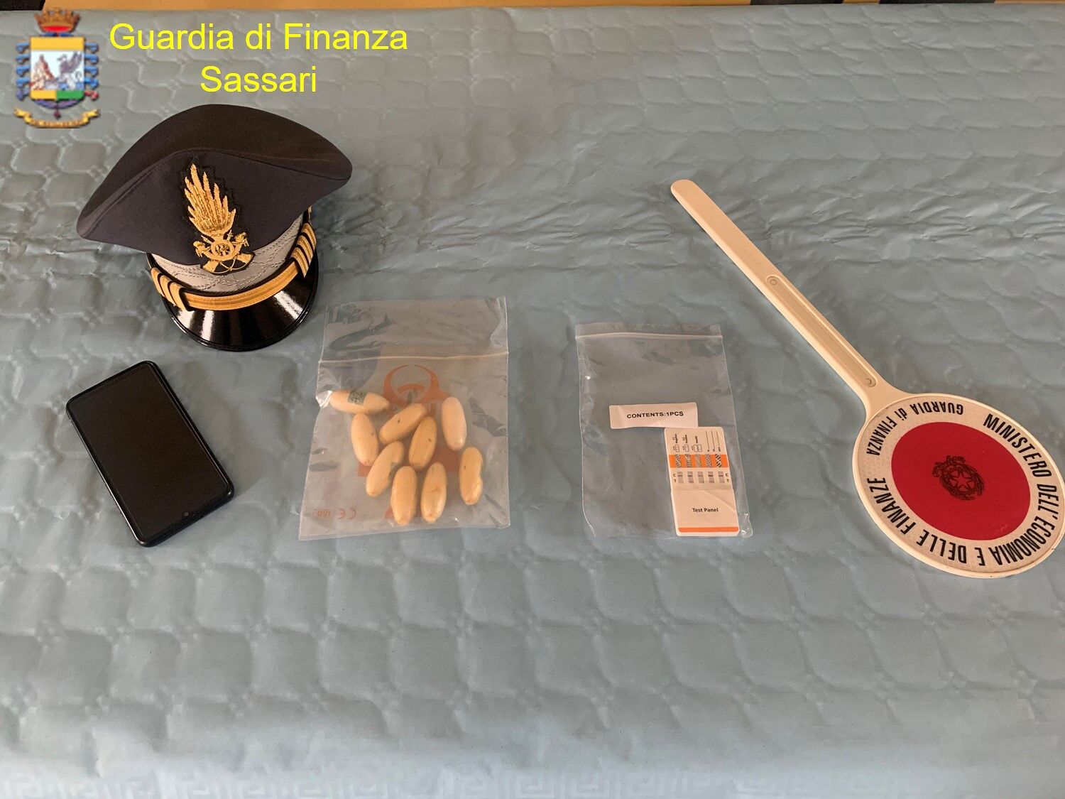 Trovato con 11 ovuli di eroina nello stomaco: nigeriano arrestato a Porto Torres