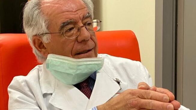 “Così abbiamo scoperto a Monserrato una variante sconosciuta: dopo il vaccino si può rimanere comunque infettati”