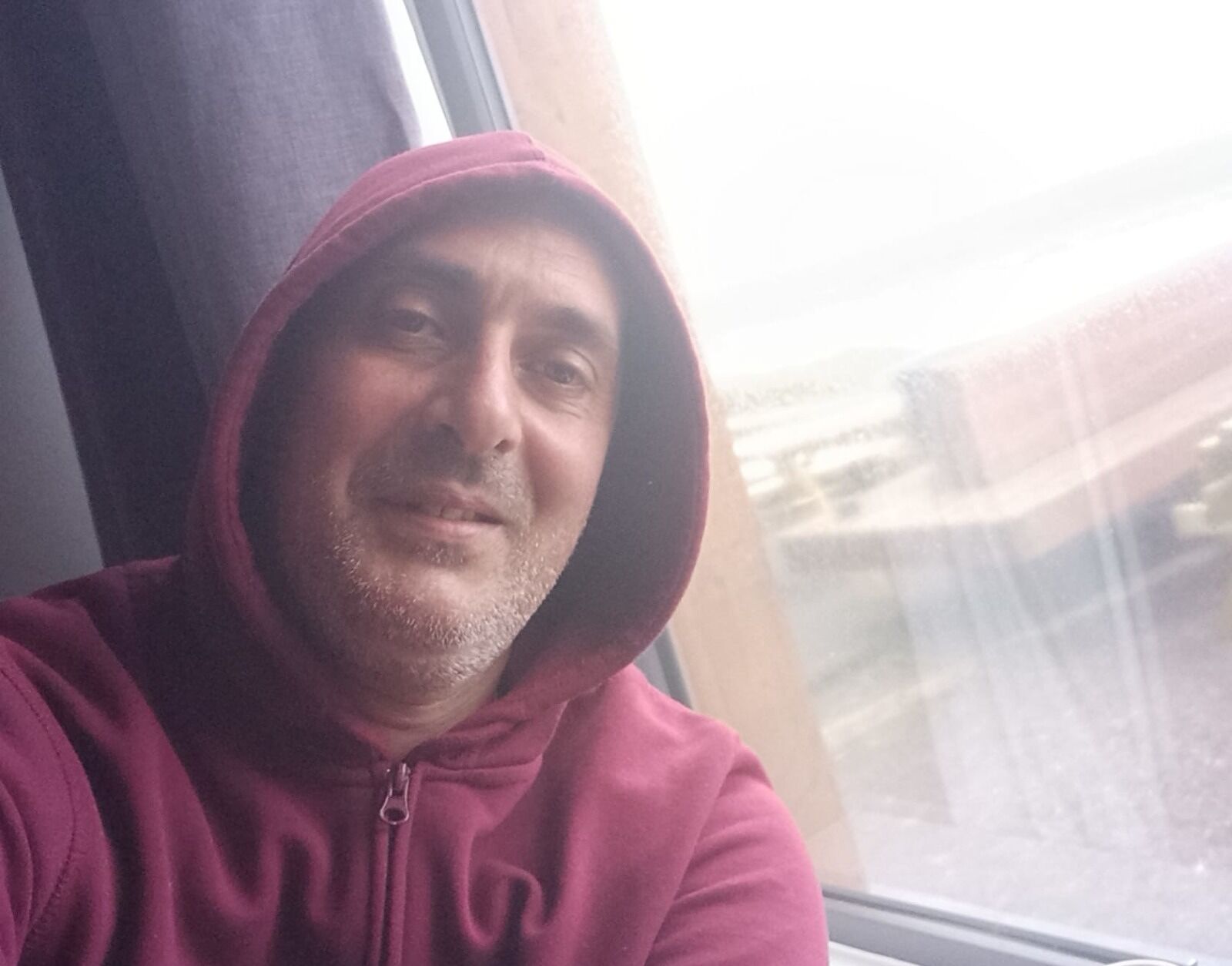 La sfida di Andrea: “Da Sarroch all’Irlanda, faccio il pizzaiolo e qui il lockdown è più morbido”