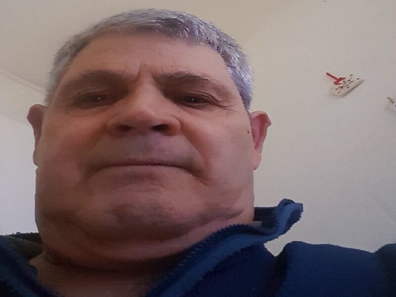 Tre ultrasettantenni di Cagliari che vogliono essere vaccinati: ”Vogliamo vivere in sicurezza”