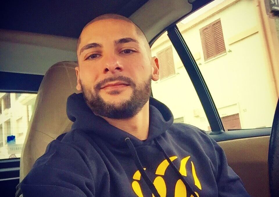 “Mia nonna di 93 anni con la leucemia senza vaccino, i malati non sono come fogli Excel: aiutiamola”