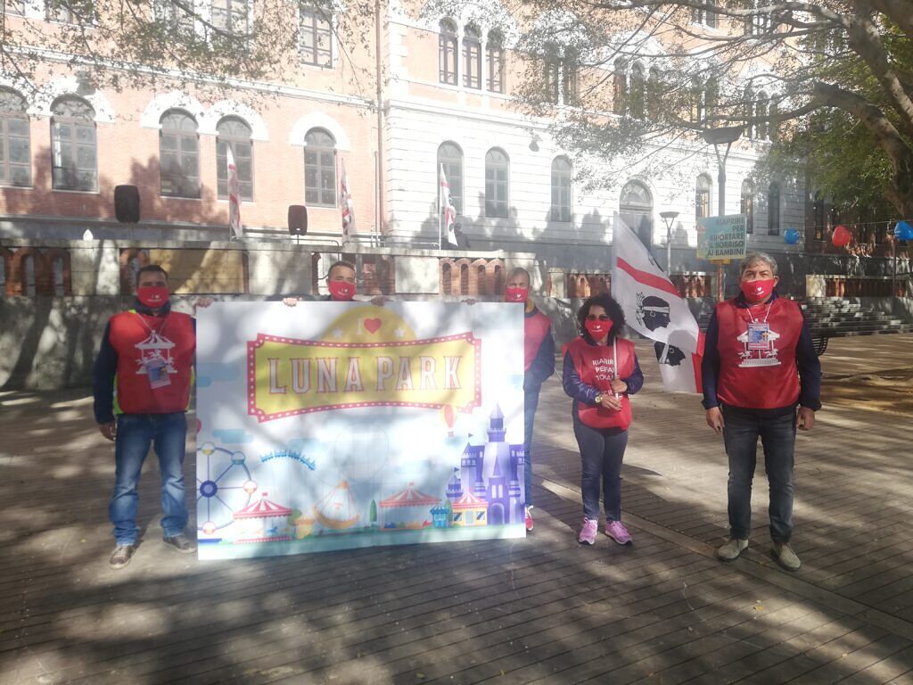 I giostrai sardi pronti a marciare su Cagliari: “Vogliamo soldi, lavoro sicuro in zona gialla e niente coprifuoco” 