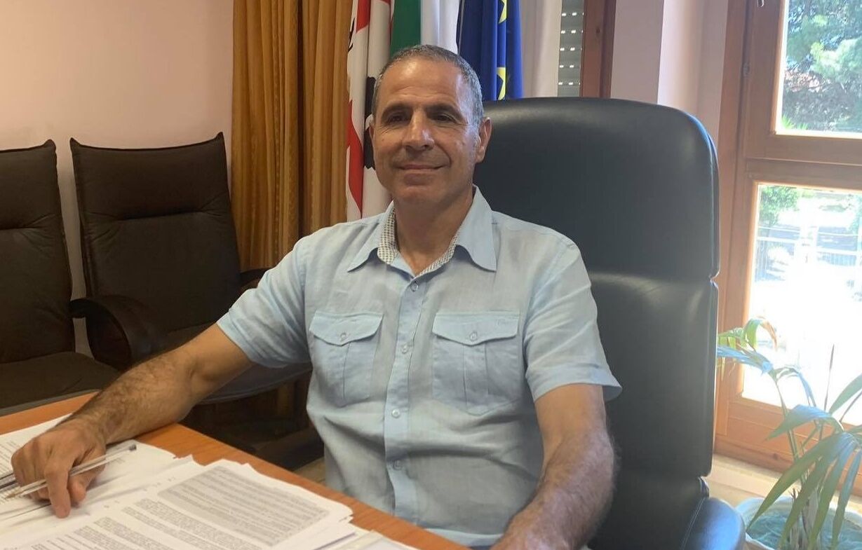 Rabbia a Capoterra: “Noi in zona rossa, Regione assente e disorganizzazione sui vaccini”