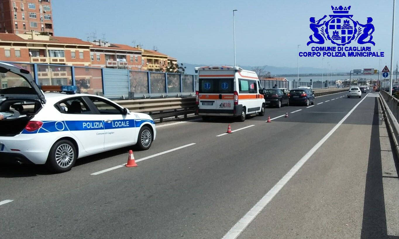 Cagliari, ennesimo incidente sull’Asse Mediano: una donna ferita
