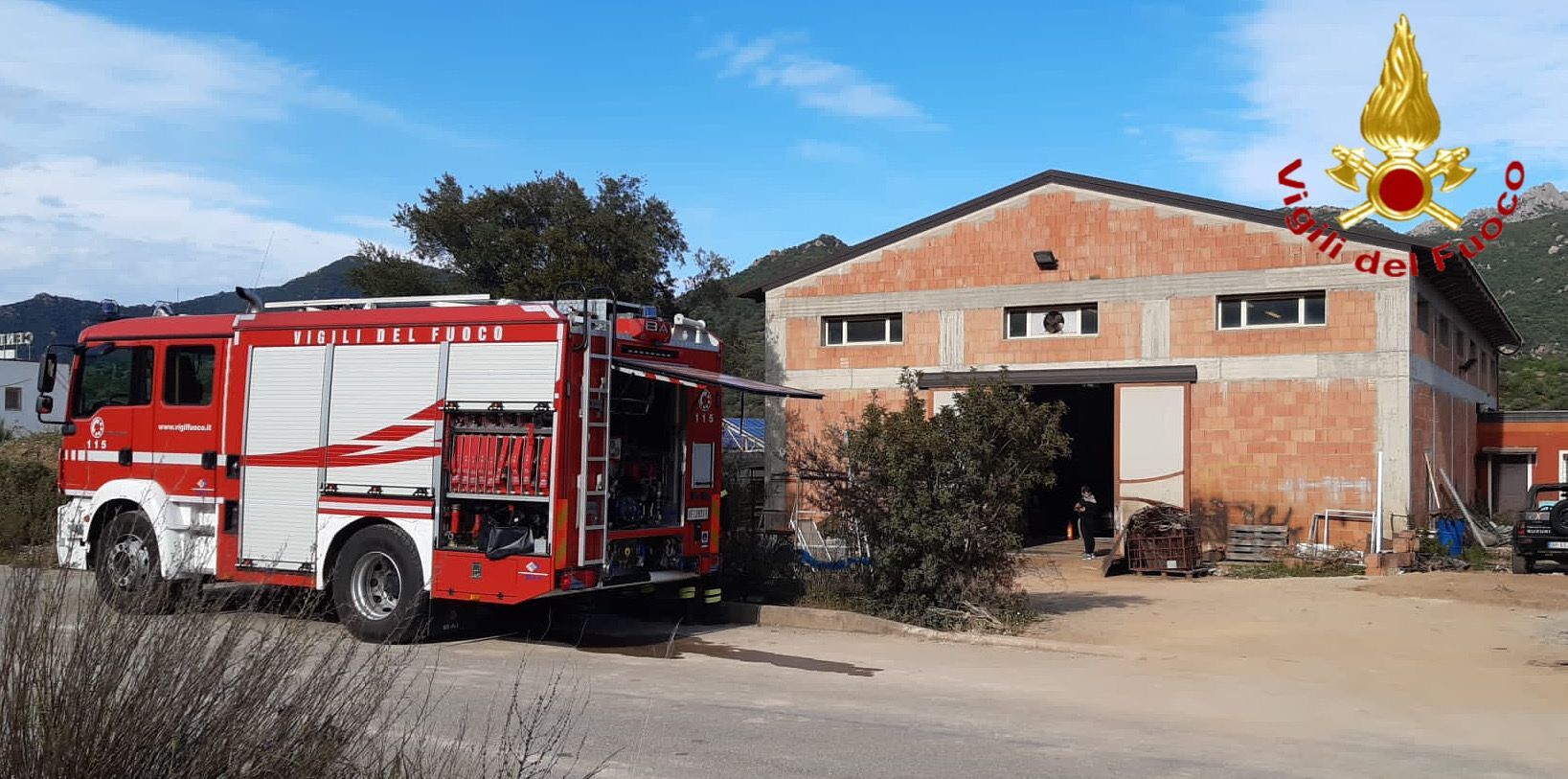 Tertenia, esplosione in un cantiere: gravissimo un operaio