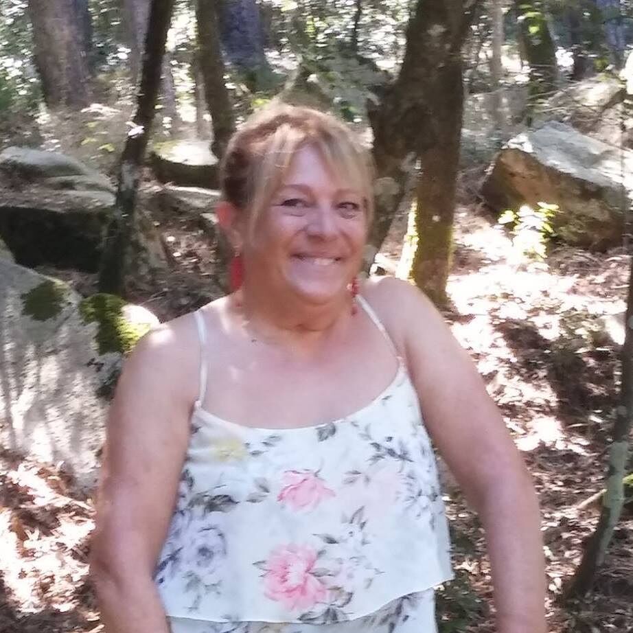 Quartu piange Anna Castellino, muore a soli 66 anni stroncata dal Covid la scrittrice che fondò l’archivio storico quartese