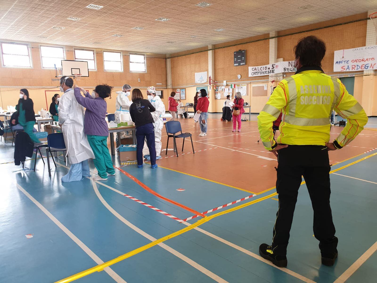 Aumentano i contagi ad Assemini: “Sono 43, e c’è chi aspetta ancora l’esito dei tamponi”