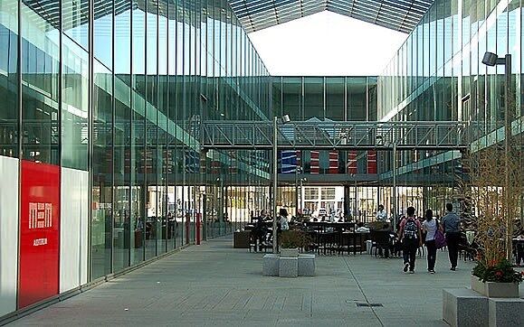 Cagliari, chiude la sala lettura della Mediateca: studenti in rivolta