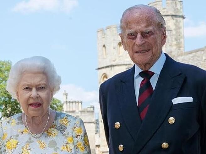 È morto a 99 anni il principe Filippo, addio al marito della regina Elisabetta