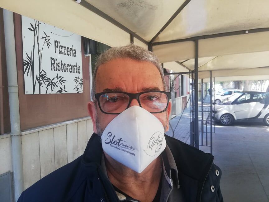 “Tavoli interni vietati in zona gialla a Cagliari, avrò solo 25 posti fuori e non mi daranno i ristori”