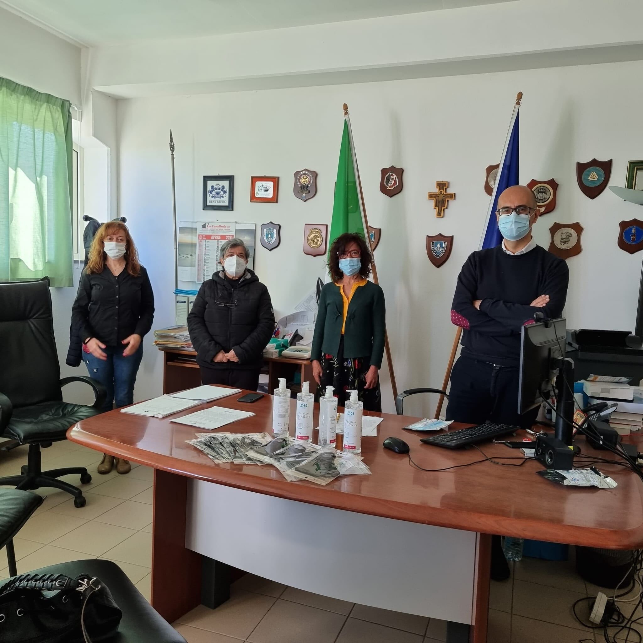 Seicento mascherine e centinaia di dosi di gel regalate al carcere di Uta