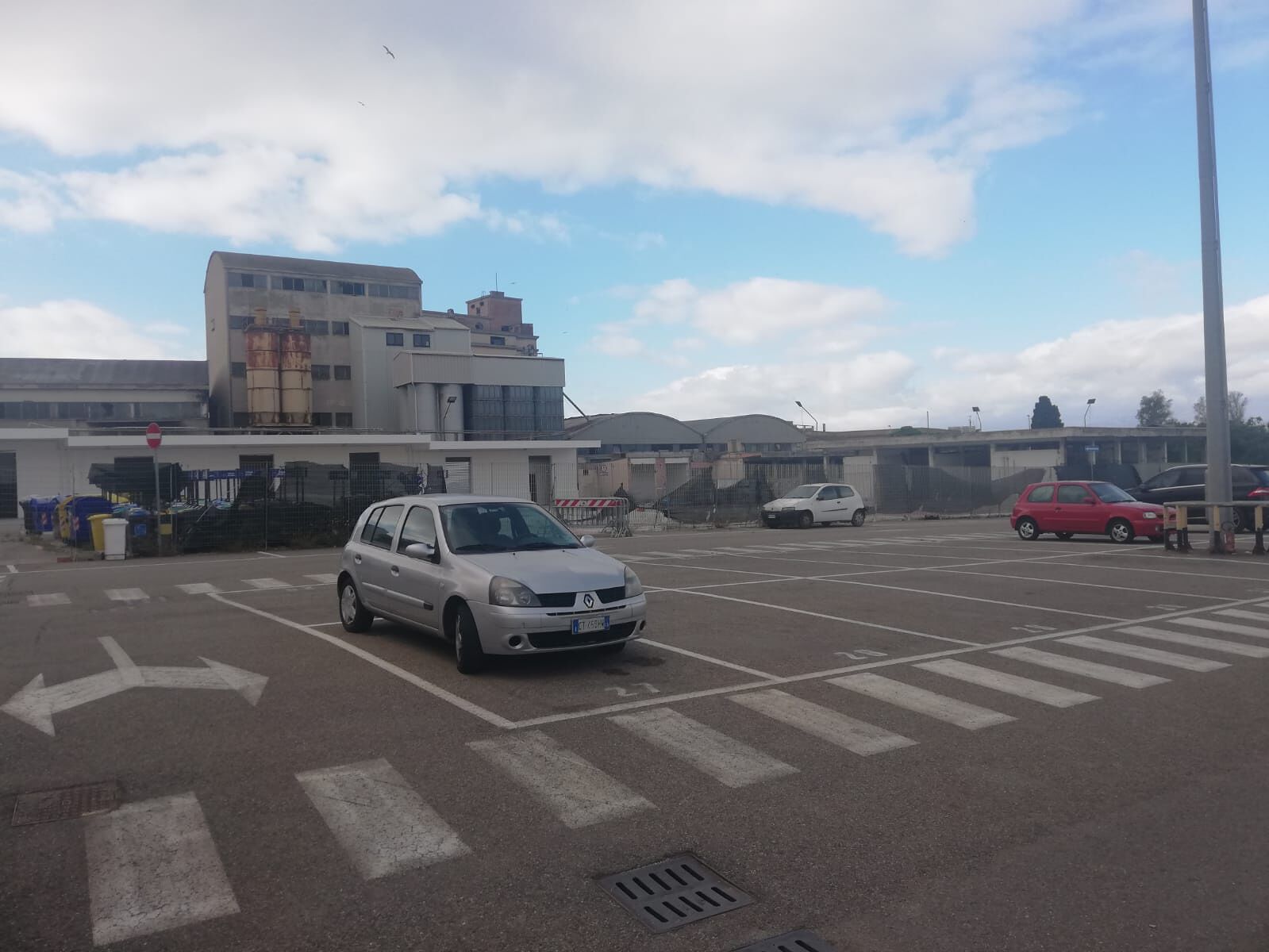 Cagliari, rivoluzione in viale Monastir: nell’ex mercato un centro congressi, un parco e case popolari