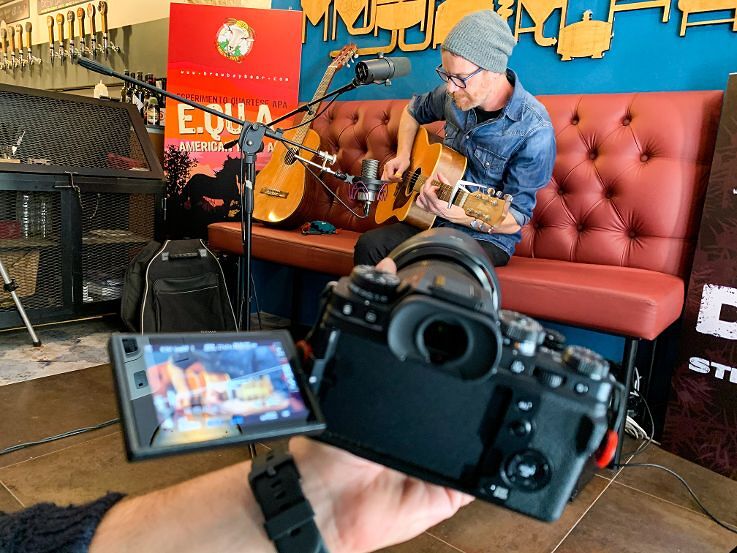 Cagliari, pub e artisti insieme contro il Covid: i concerti live su youtube