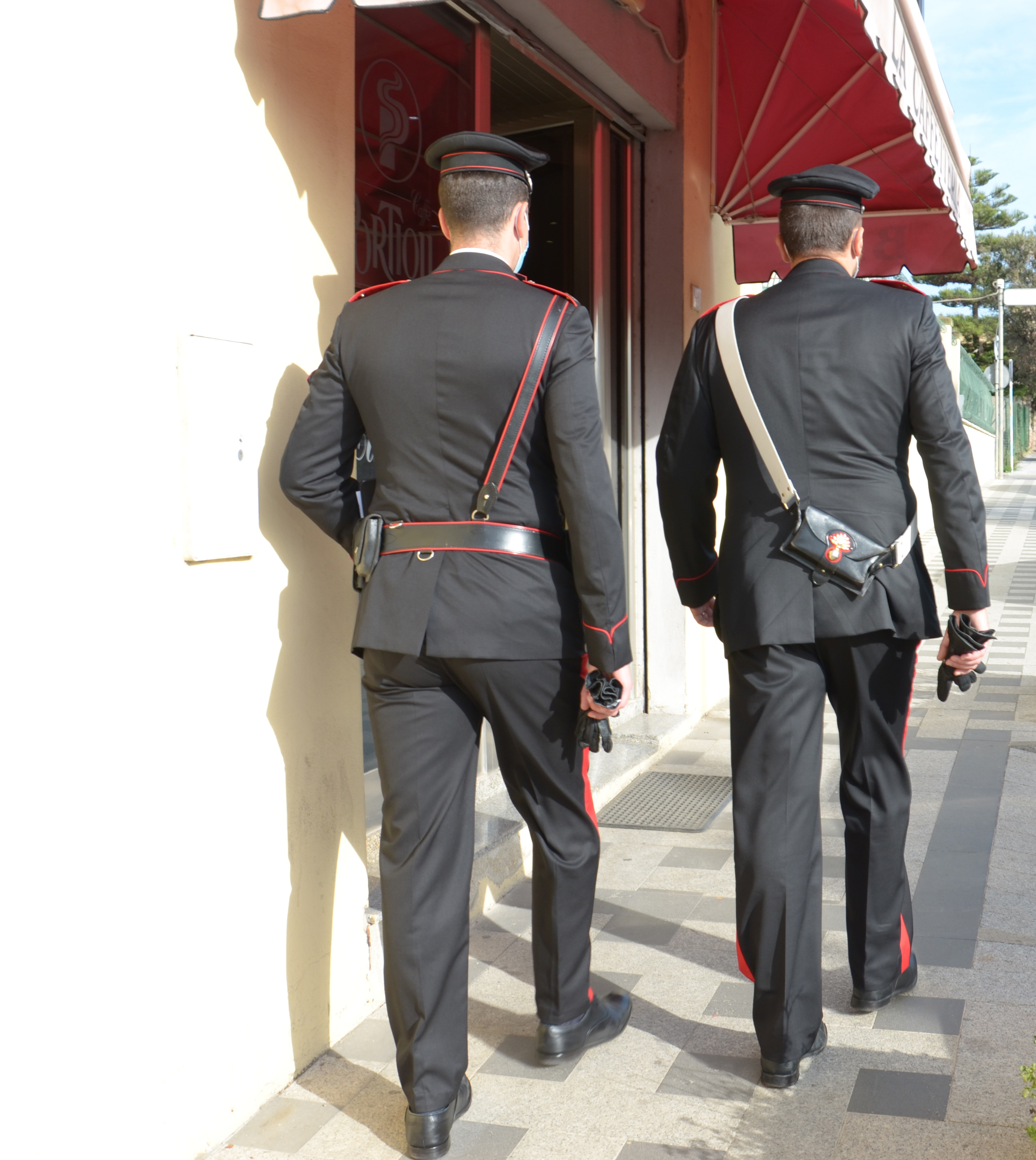 Il raggiro dell’Iphone 11, truffata on line una ragazza di Siurgus Donigala