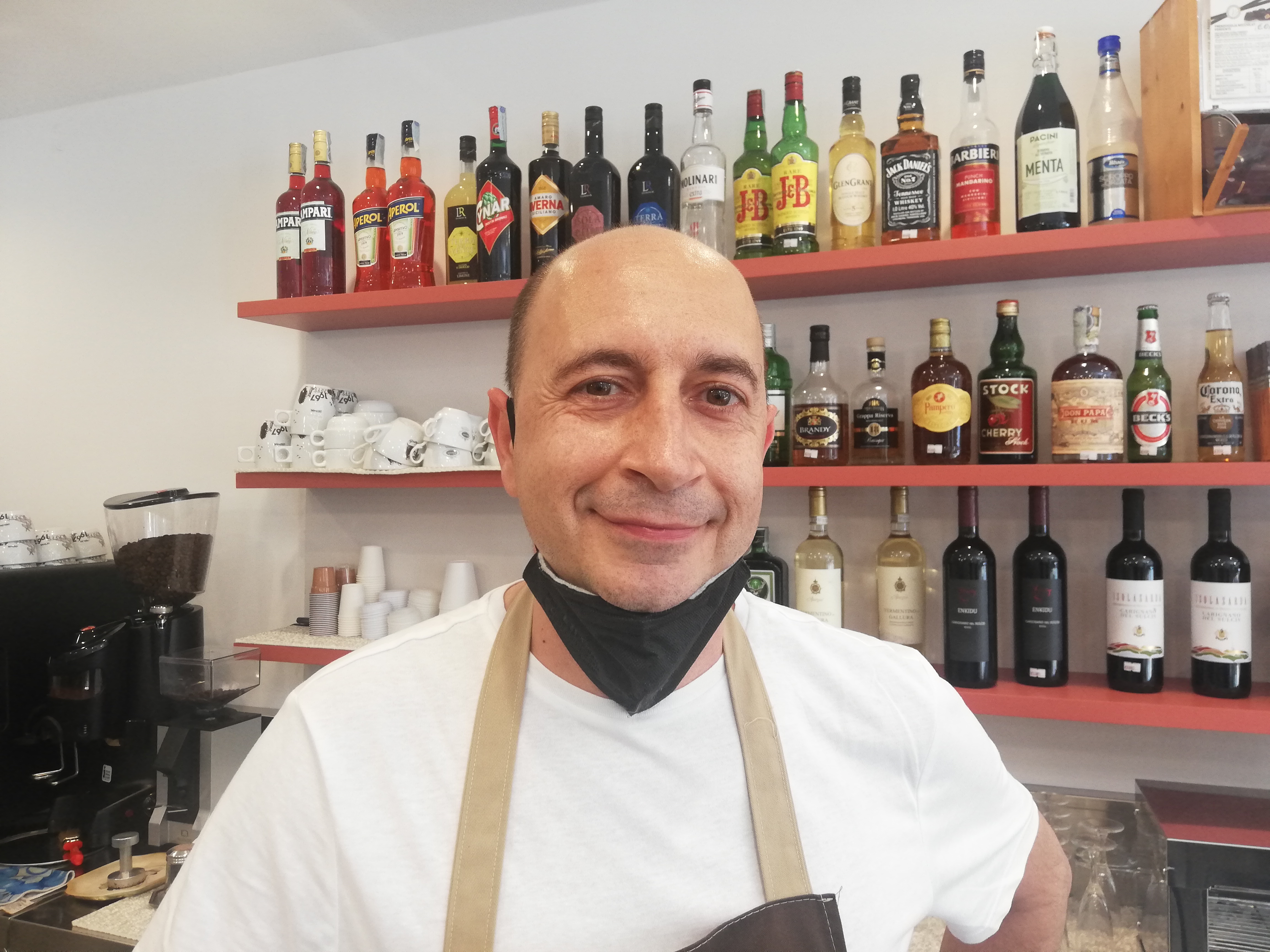 “Bar chiuso a Cagliari per colpa del Covid, non mi sono arreso e ne ho aperto un altro”