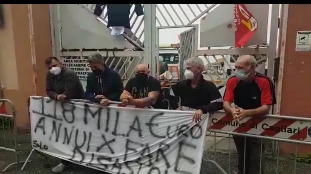 Cagliari, addetti al carro attrezzi furiosi e in tirincea: “Primo maggio rosso di rabbia” 