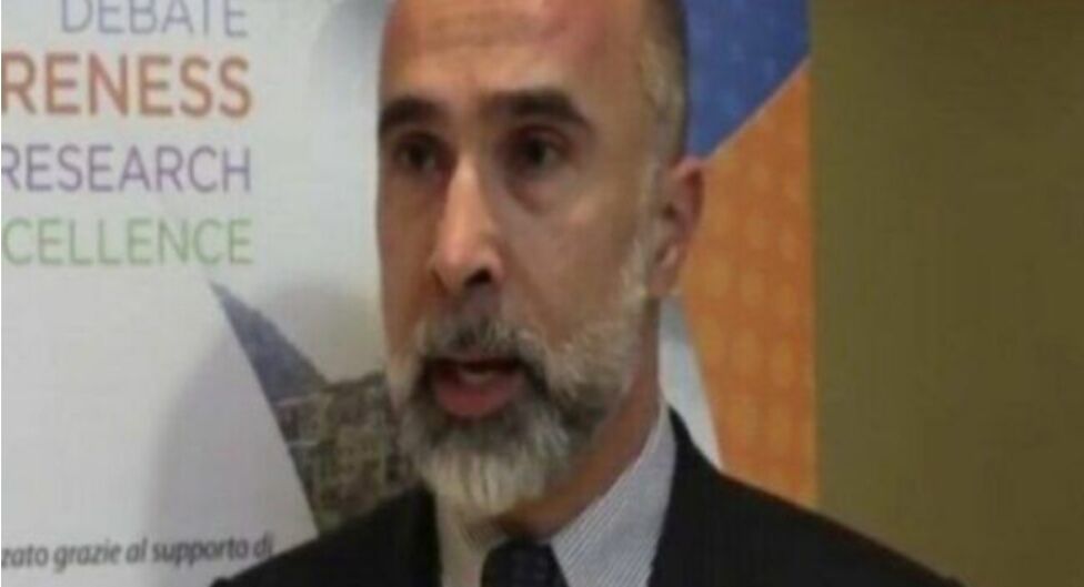 Mascherine in ristorante al chiuso anche in Sardegna: “Raccomandazione per scongiurare nuovi aumenti di contagi”