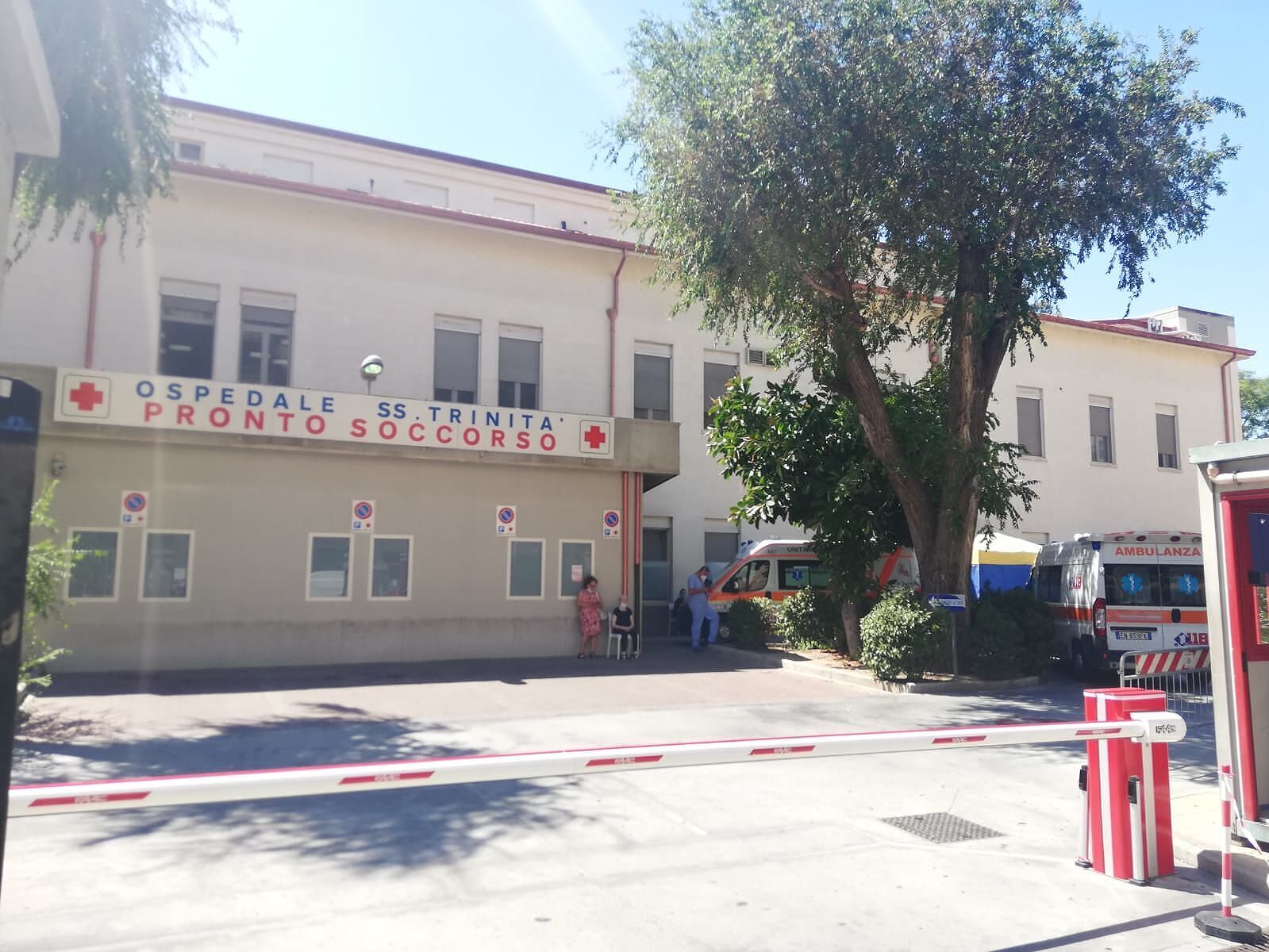 Crollo del Covid, al Ss. Trinità riapre anche la Chirurgia: “A Cagliari solo 90 positivi ricoverati”