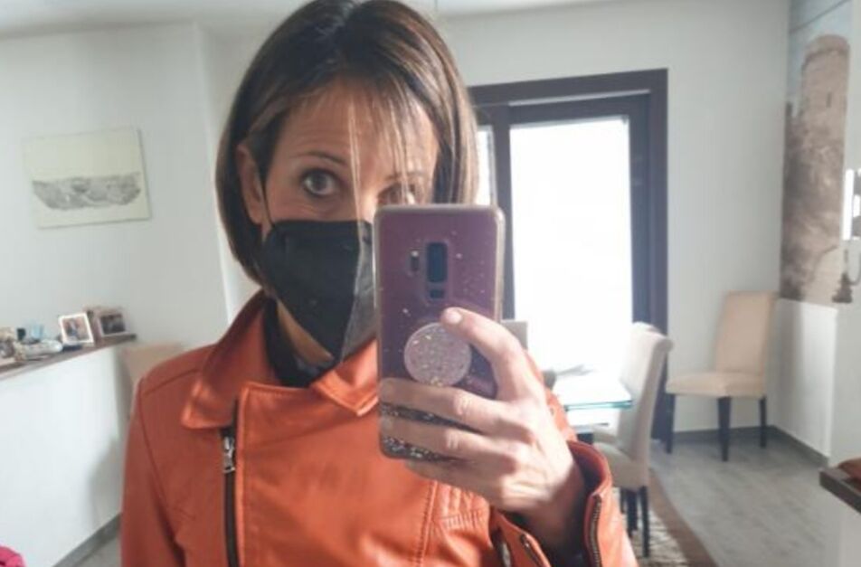 Michela di Portoscuso: “Uscita dall’incubo Covid e vaccinata, fidatevi della scienza”