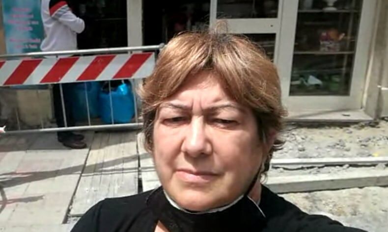 Cagliari, ruspe in azione in via della Pineta: “Hanno creato un fosso, grossi disagi per i miei clienti”