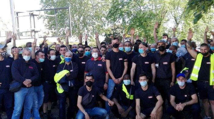 Costretti ad andare da Cagliari a Milano per sostituire i colleghi in sciopero: “Assurdo, rischiano il linciaggio”