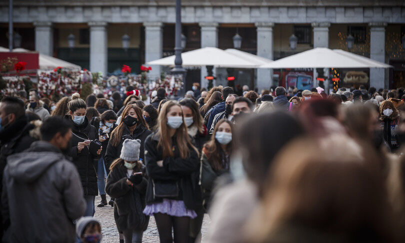 Covid: oltre il 71% degli spagnoli vuole tenere la mascherina per sempre